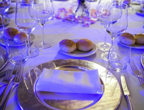 Catering matrimonio: come scegliere il colore degli addobbi